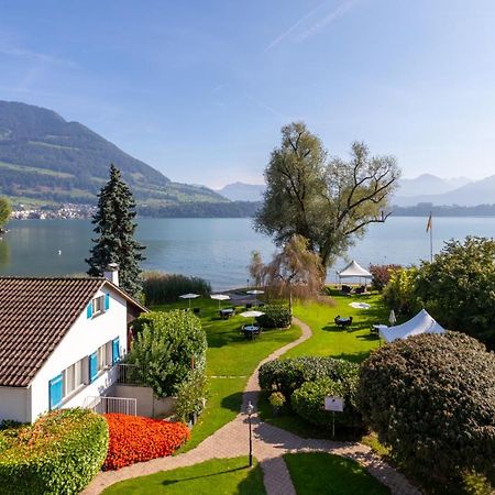 Swiss-Chalet Merlischachen - Romantik Schloss-Hotel Am See Kussnacht Exterior photo